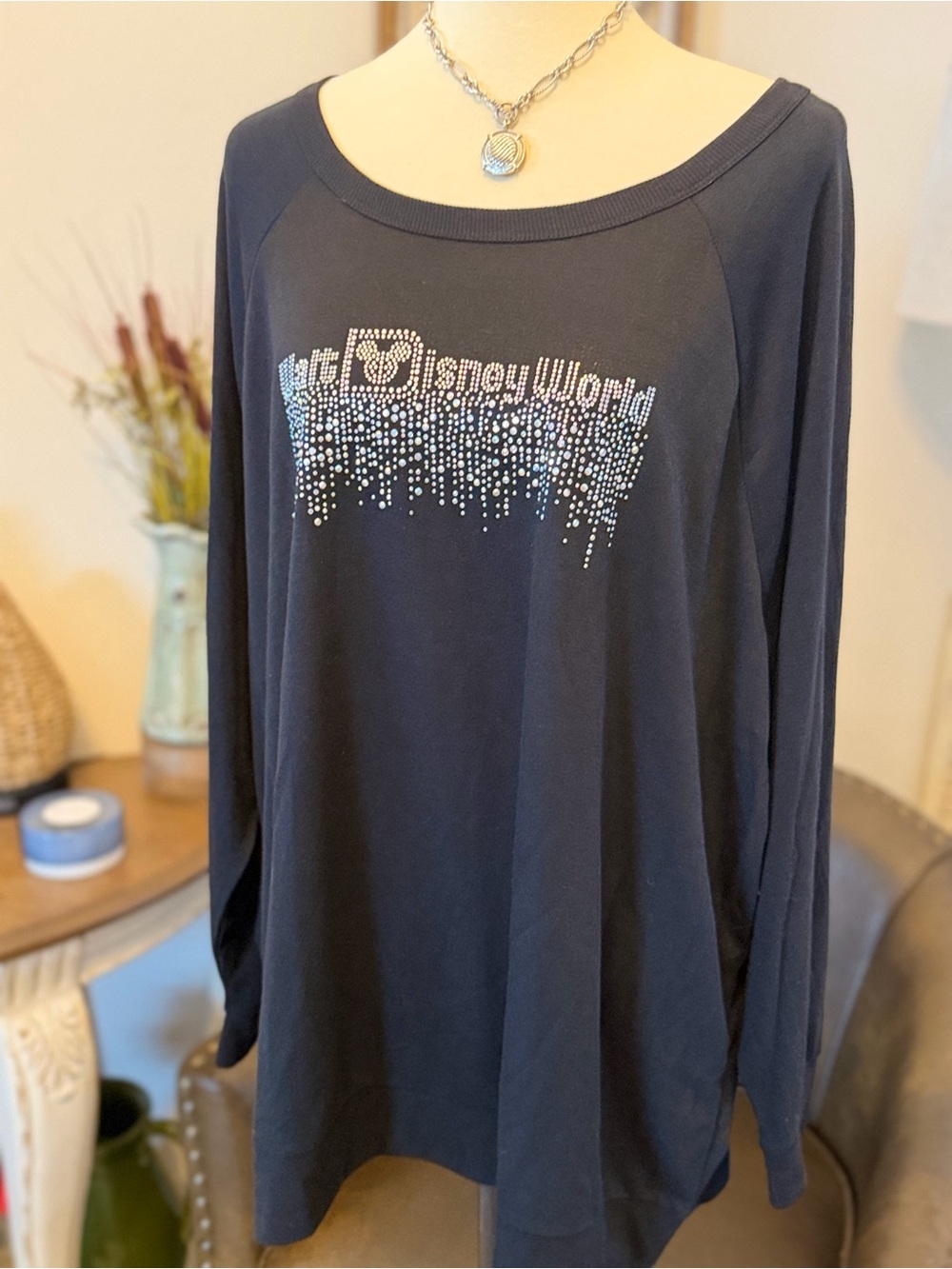 Disney World Black Long-Sleeve Rhinestone Lightweight Sweatshirt